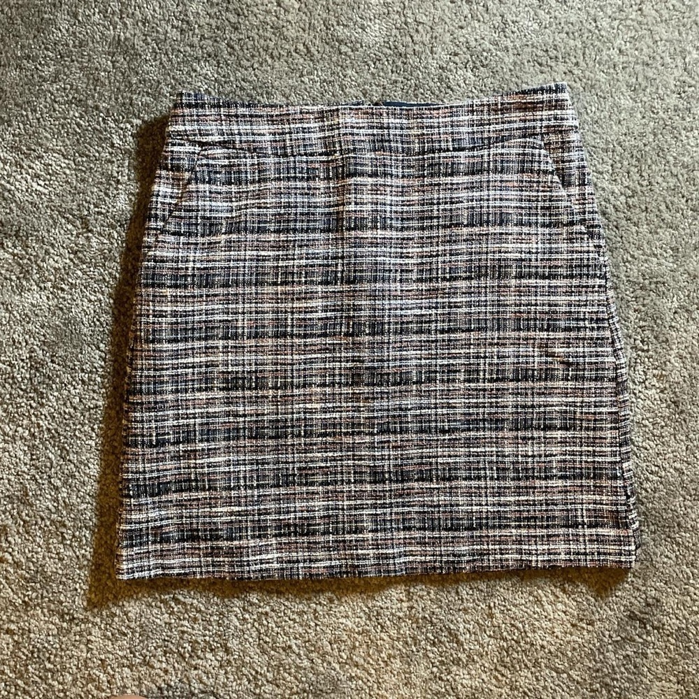 LOFT Women's Plaid Pencil Skirt in Black and White